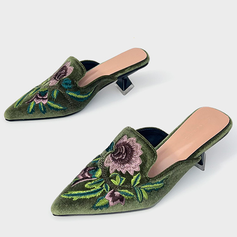 Embroidery Designer - Sapatos Femininos de Veludo Bordado, Chinelos