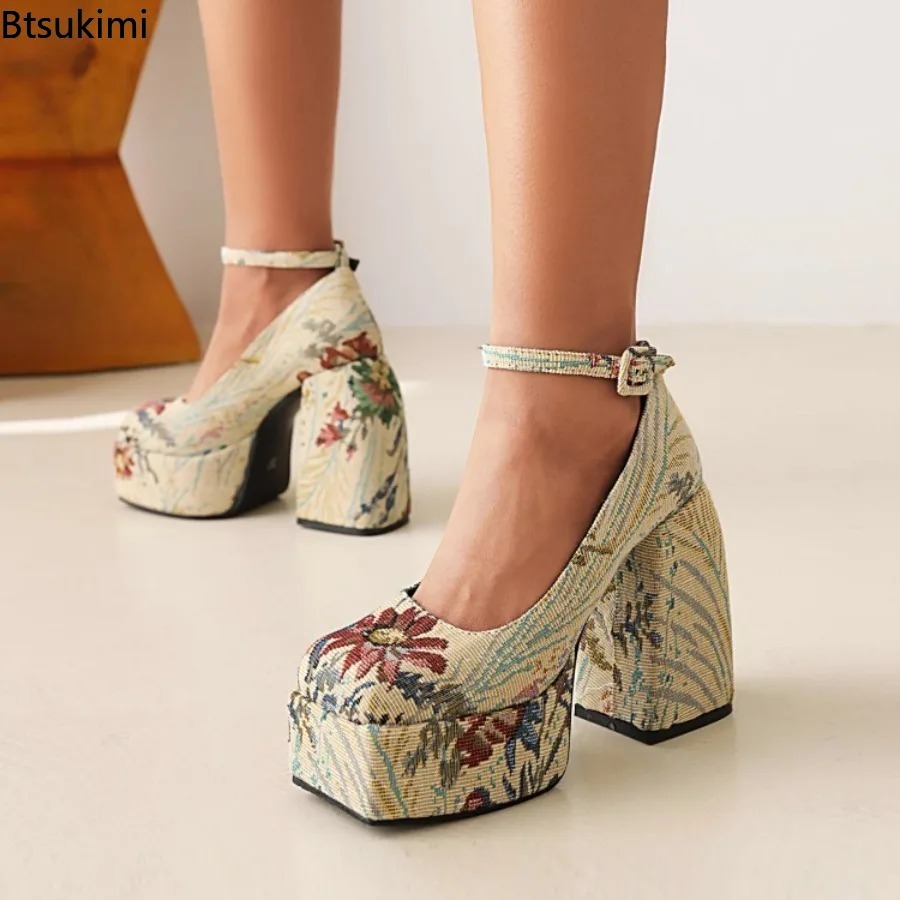 Embroidery Designer - Novos Sapatos Femininos de Salto Grosso