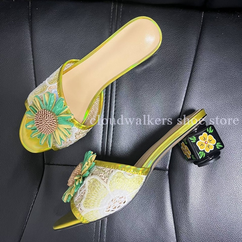 Chinelo de Verão com Bordado I - Embroidery Designer avaliação e preço