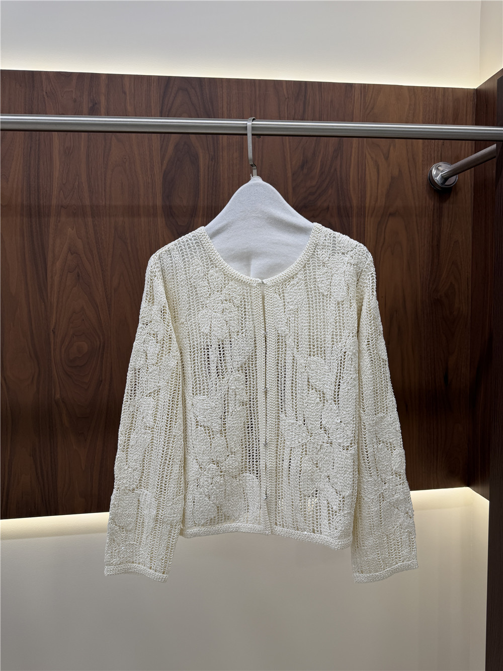 Conjunto de Tricô Feminino com - Embroidery Cardigan avaliação e preço