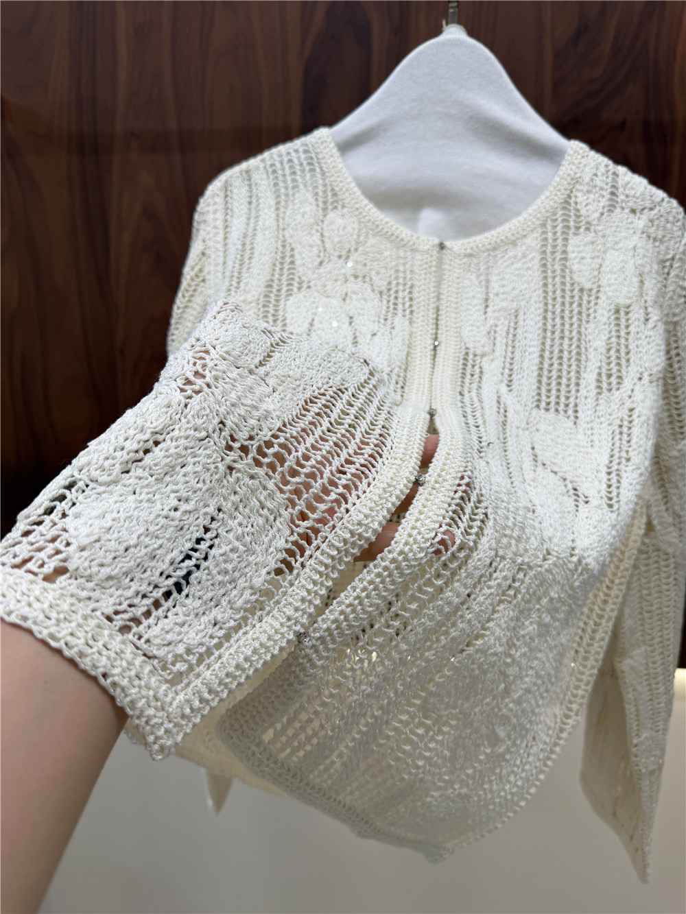 Conjunto de Tricô Feminino com - Embroidery Cardigan avaliação e preço