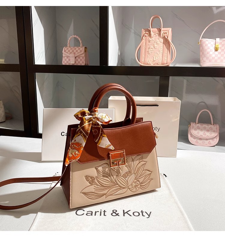 Bolsa Feminina de Bordado Chin - Embroidery Texture avaliação e preço